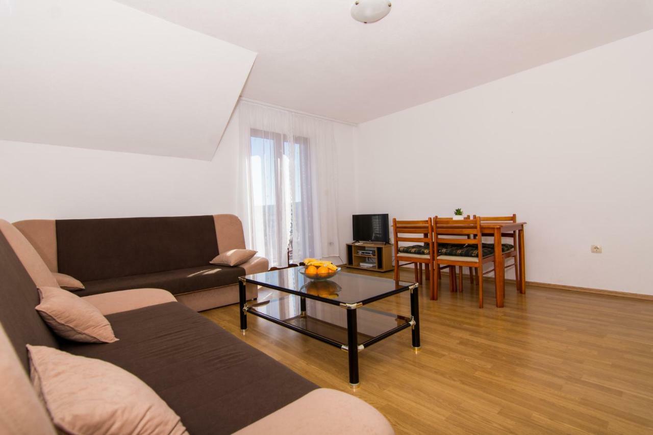 Apartments Jozic Seget Vranjica Εξωτερικό φωτογραφία