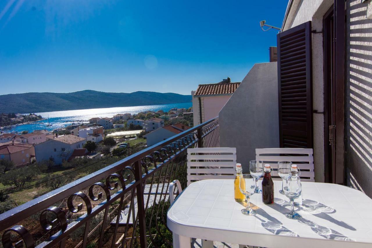 Apartments Jozic Seget Vranjica Εξωτερικό φωτογραφία