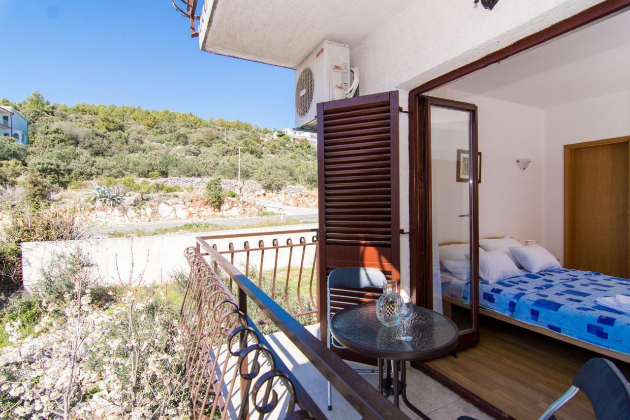 Apartments Jozic Seget Vranjica Εξωτερικό φωτογραφία