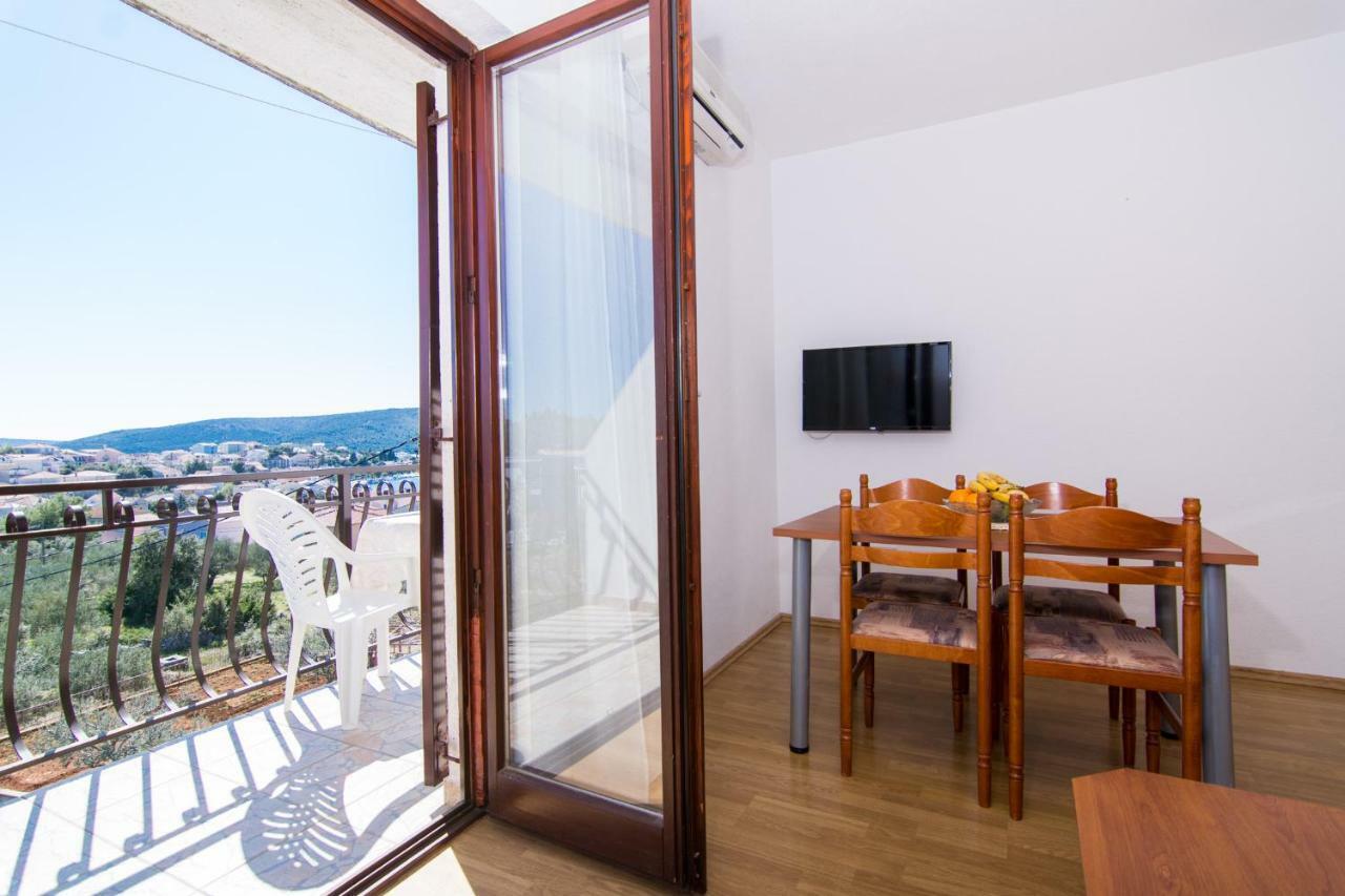 Apartments Jozic Seget Vranjica Εξωτερικό φωτογραφία