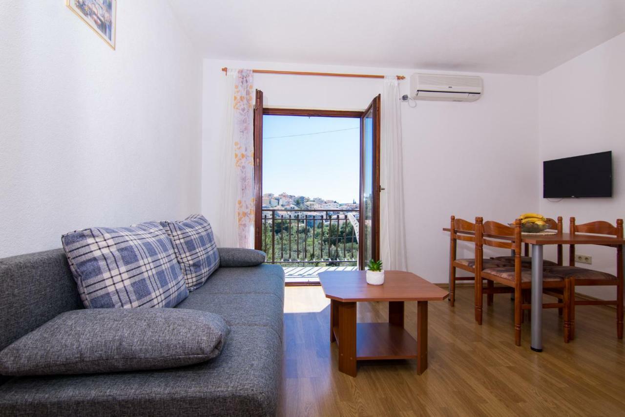 Apartments Jozic Seget Vranjica Εξωτερικό φωτογραφία