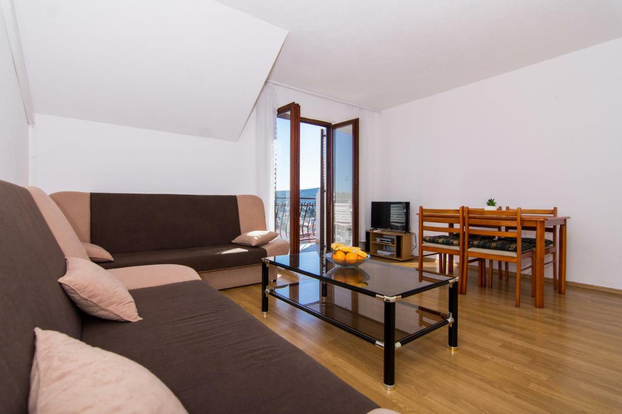 Apartments Jozic Seget Vranjica Εξωτερικό φωτογραφία